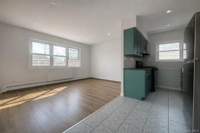 property at 17-26 Plainview Ave