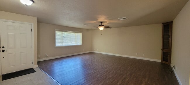 540 Shasta Park Dr in Shasta Lake, CA - Building Photo - Building Photo
