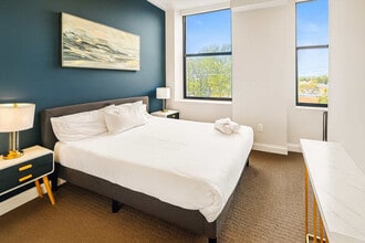 1421 N 5th St in Philadelphia, PA - Foto de edificio - Building Photo