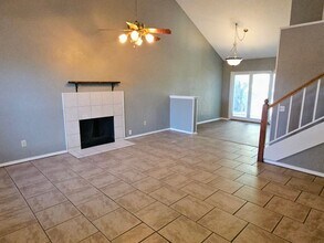 3813 Waxwing Cir S in Fort Worth, TX - Foto de edificio - Building Photo