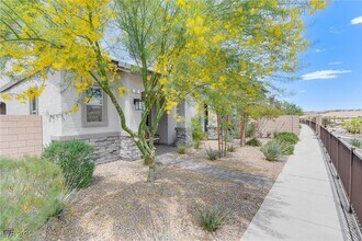 60 Kimberlite Dr in Henderson, NV - Building Photo - Building Photo