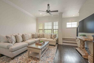 502 Jefferson St in Bryan, TX - Building Photo