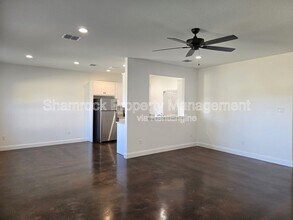 125 Windmill Wy in Robinson, TX - Building Photo - Building Photo