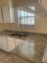 4971 E Ridge Creek Dr in Houston, TX - Building Photo - Building Photo