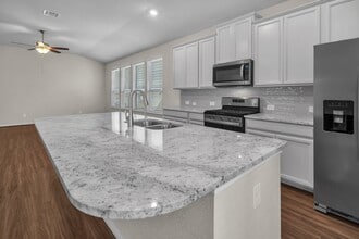 13210 Antelope Run in Converse, TX - Foto de edificio - Building Photo
