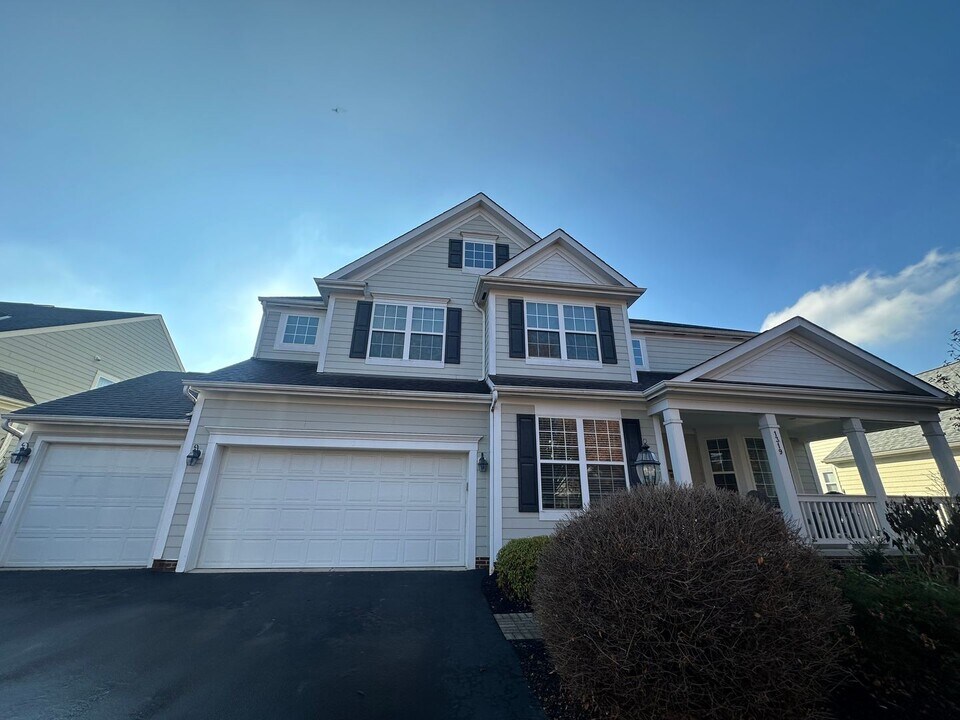 1319 Donahey St in Columbus, OH - Building Photo