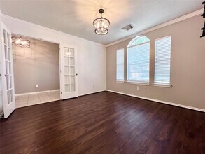 67 N Merryweather Cir in Conroe, TX - Building Photo - Building Photo