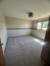 2660 Sandra Rose Ln in New Franken, WI - Building Photo - Building Photo
