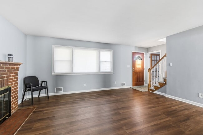 909 Linwood St in Hyattsville, MD - Building Photo - Building Photo