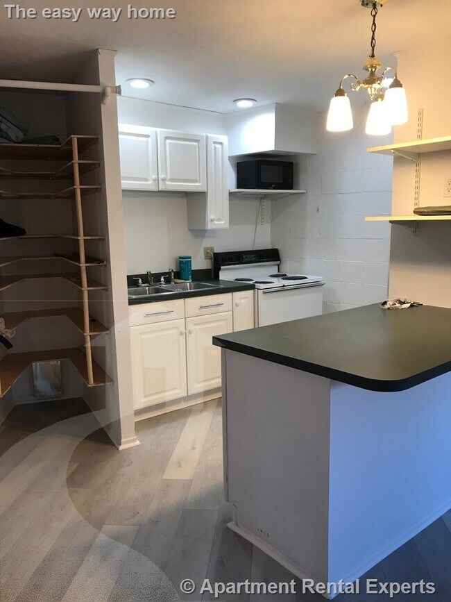 348 Franklin St in Cambridge, MA - Building Photo - Building Photo