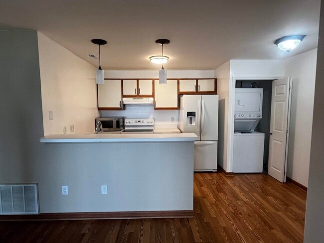 61 Driftwood Ct in Absecon, NJ - Building Photo - Building Photo