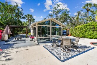 913 Tennessee Ln in Sarasota, FL - Building Photo - Building Photo