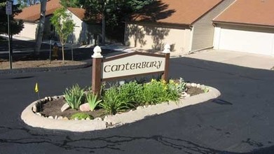 Canterbury Townhomes in Colorado Springs, CO - Building Photo - Building Photo