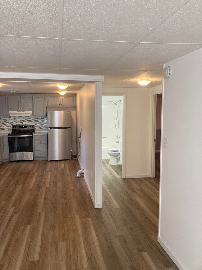 261 Carlton Ln, Unit 3000 in Piney Flats, TN - Foto de edificio - Building Photo