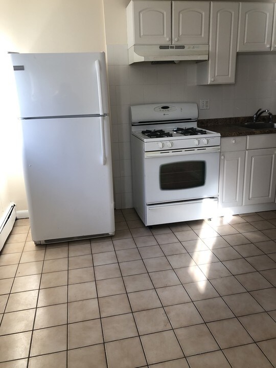 362 Centre St-Unit -3 in Quincy, MA - Building Photo