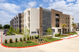 Huntington Chimney Rock Apartments