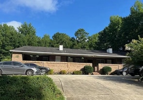6233 Cross Tie Ct in Columbus, GA - Building Photo
