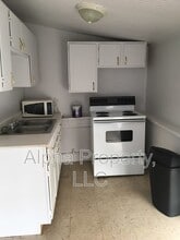 10 Rowley St in Greenville, SC - Building Photo - Building Photo