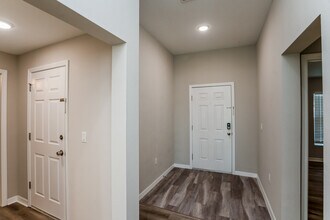 5531 Arlington River Dr. in Lakeland, FL - Building Photo - Building Photo