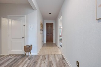 3610 Russett Glen Ln in Katy, TX - Foto de edificio - Building Photo