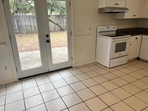 623 Lloyd St in Fort Walton Beach, FL - Building Photo - Building Photo