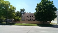 Hanover Place - 200 Hanover Pl #1 in Lawrence, KS - Foto de edificio - Building Photo