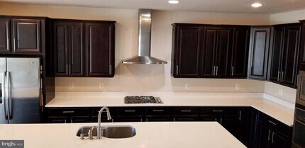42621 Harlow Meadows Terrace in Sterling, VA - Building Photo - Building Photo