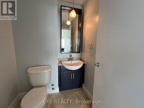 60 Byng Ave in Toronto, ON - Building Photo - Building Photo