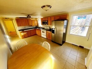 7 Helena Ln in Shipman, VA - Foto de edificio - Building Photo