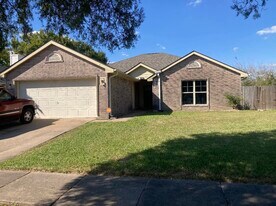 6902 Oakmantle Dr in Houston, TX - Building Photo