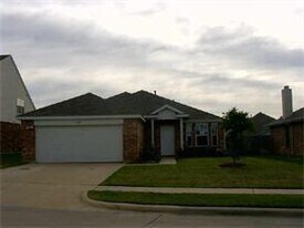 6509 Plainview Ct in Arlington, TX - Building Photo