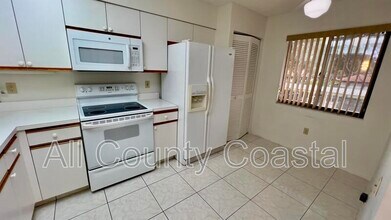 6121 Pointe Regal Cir in Delray Beach, FL - Building Photo - Building Photo