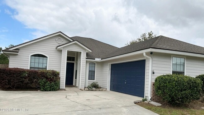 2892 Golden Pond Blvd in Orange Park, FL - Building Photo - Building Photo