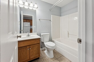 Home Place Apartments in Chattanooga, TN - Building Photo - Building Photo