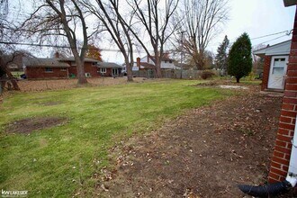 18672 Beatrice St in Clinton Township, MI - Foto de edificio - Building Photo