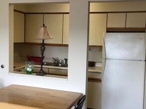 401 Eddy Street in Ithaca, NY - Foto de edificio - Interior Photo