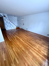 285 Albourne Ave in Staten Island, NY - Building Photo - Building Photo
