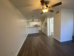 2301 E University Dr in Mesa, AZ - Building Photo - Building Photo