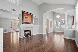 1201 Palmares Ct in Las Vegas, NV - Building Photo - Building Photo