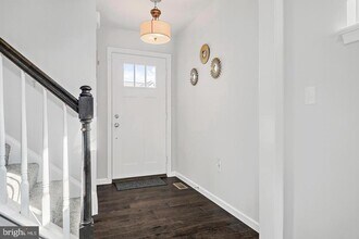 1657 Haralson Dr in Mechanicsburg, PA - Building Photo - Building Photo