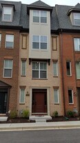 1435 Trafalgar Lane, Unit Bedroom 2 in Frederick, MD - Building Photo