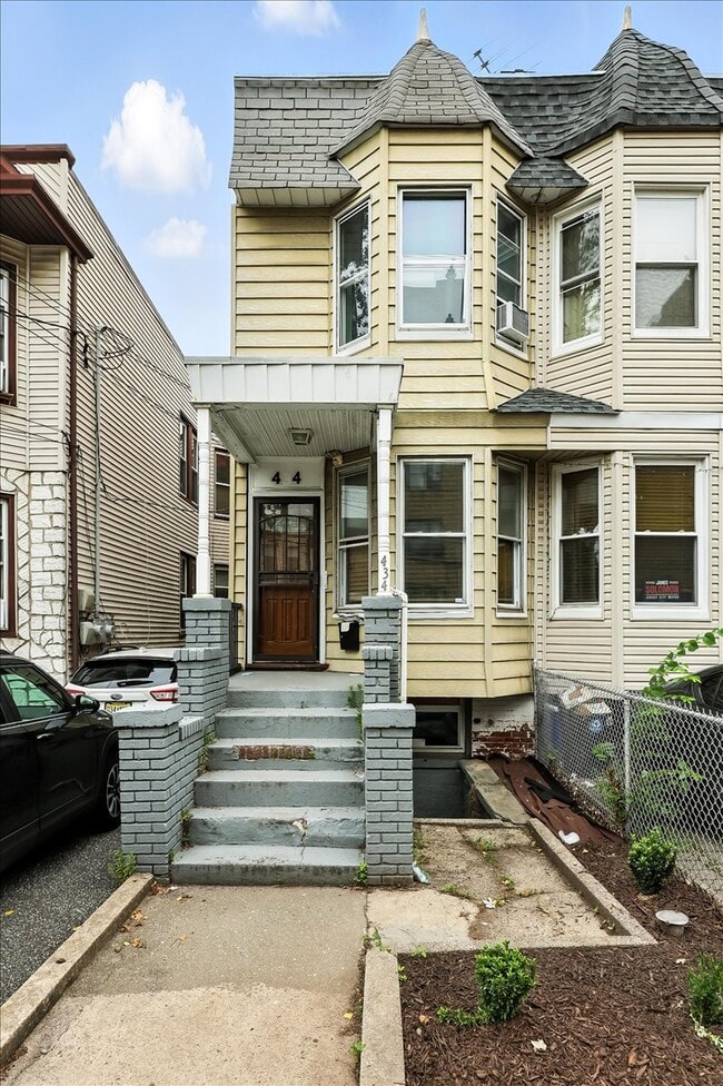 property at 434 Fairmount Ave