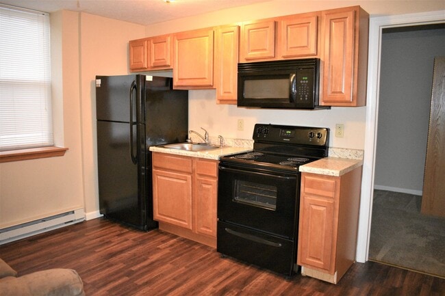 1100 Philadelphia St in Indiana, PA - Building Photo - Building Photo