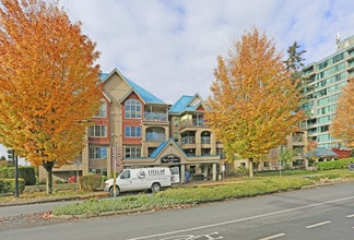 Legion Gardens in Maple Ridge, BC - Building Photo - Building Photo