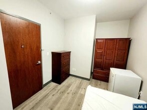 344 Kearny Ave in Kearny, NJ - Building Photo - Building Photo