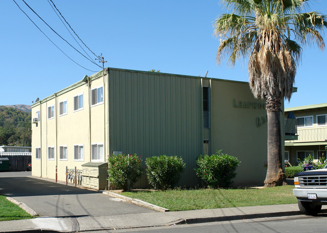 1309 Leafwood Dr in Novato, CA - Foto de edificio - Building Photo