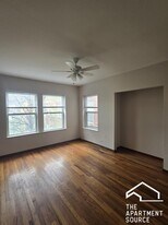 3157 W Argyle St in Chicago, IL - Building Photo