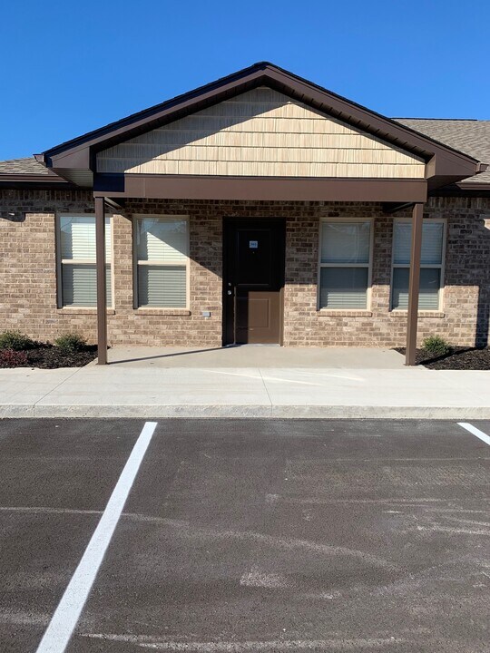 208 Oak Ct, Unit 226 in Florence, AL - Foto de edificio