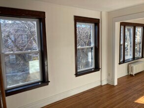 3018 W Schubert Ave, Unit Fl 1 in Chicago, IL - Building Photo - Building Photo