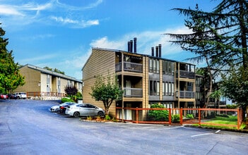 Parkview Apartments in Seattle, WA - Foto de edificio - Building Photo